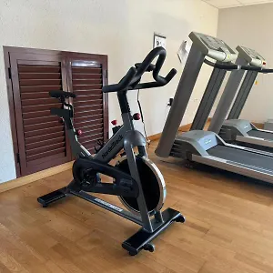 https://the-salamadras.1costadelsol.com